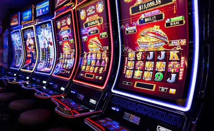 Slot